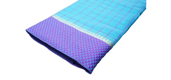 Poona Diamond Border Cotton Checks Saree (Blue-Majenta) - Image 3